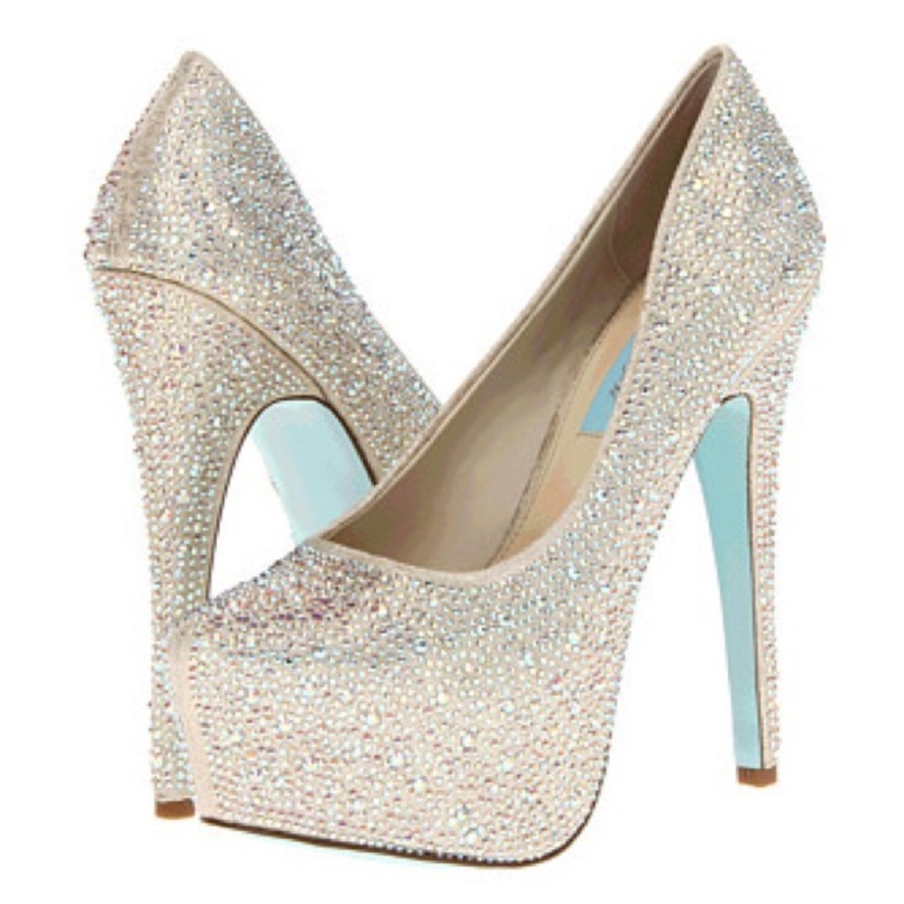 Champagne Betsey Johnson Wish Bridal Shoe Size 6.5